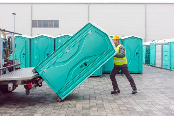 Portable Toilet Options We Offer in Scott City, KS